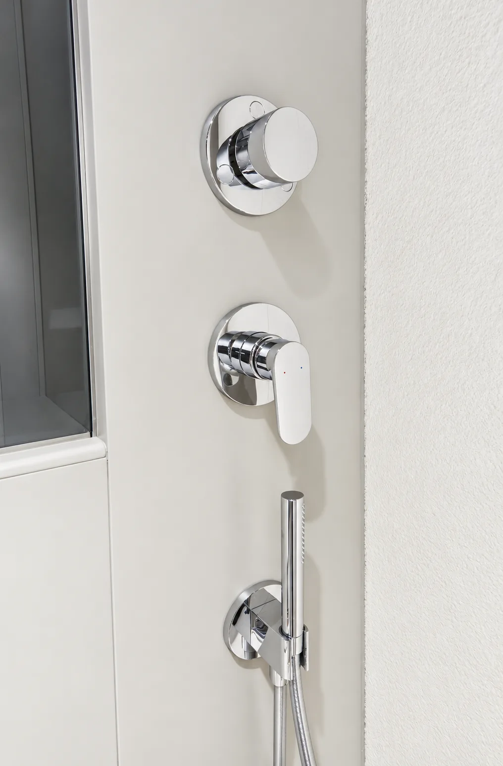 Shower fittings
