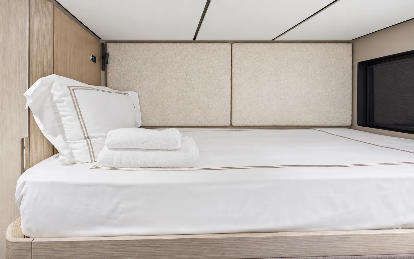 Berth made up with folded towels